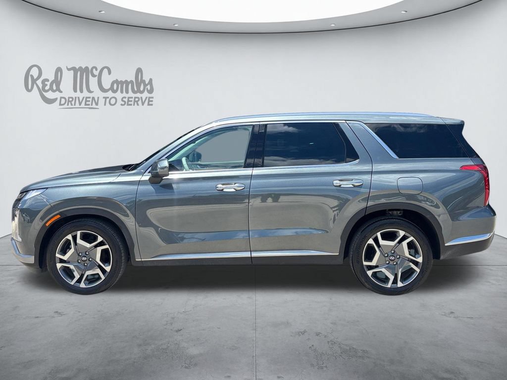 Used 2024 Hyundai Palisade Limited FWD image 2