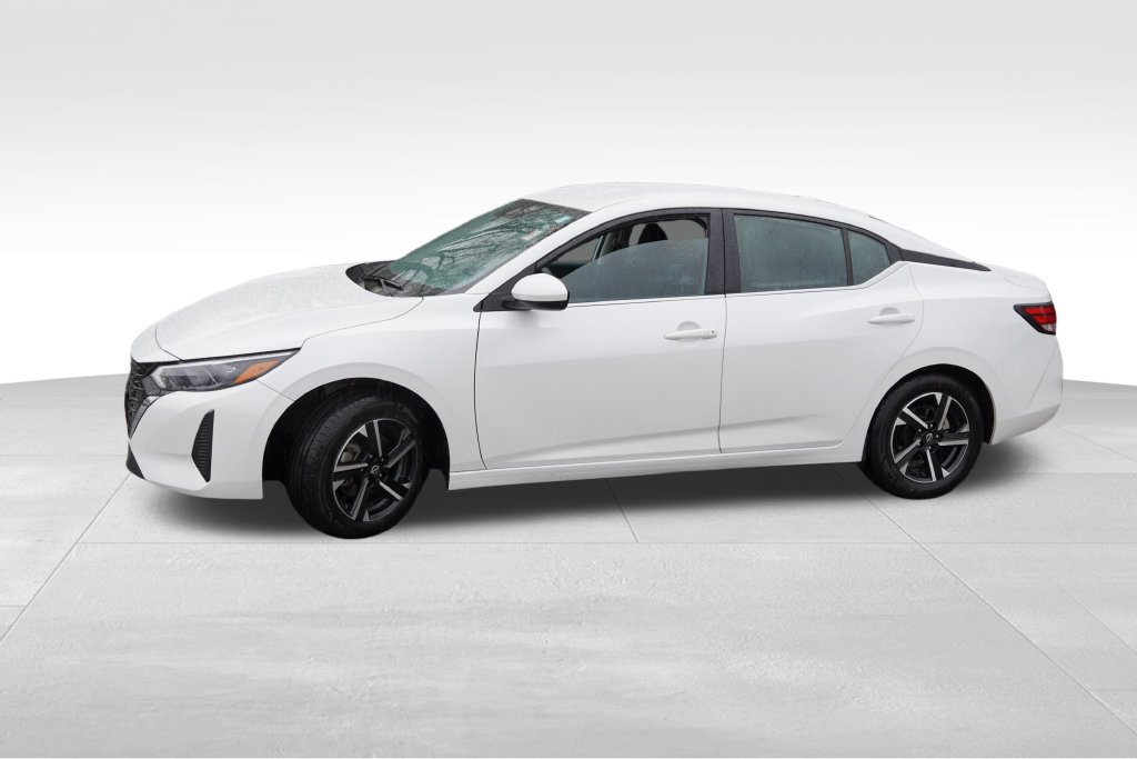 Used 2025 Nissan Sentra SV FWD image 10