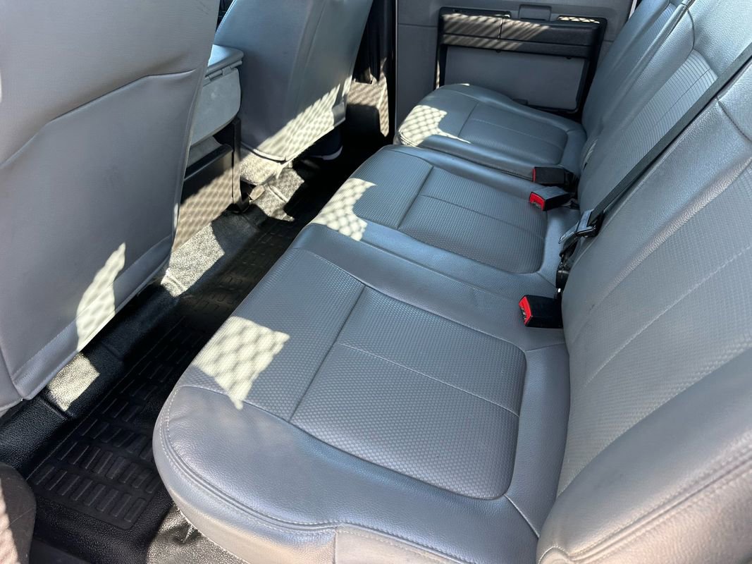 Used 2015 Ford F550 4x4 Crew Cab Super Duty w/ Power Equipment Group image 31