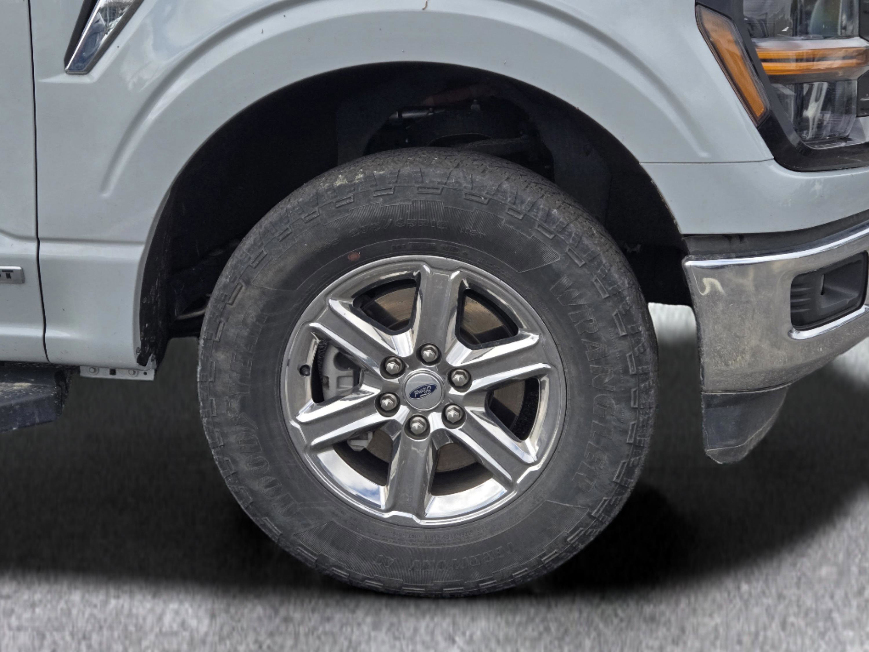 Used 2024 Ford F150 XLT w/ Mobile Office Package image 4