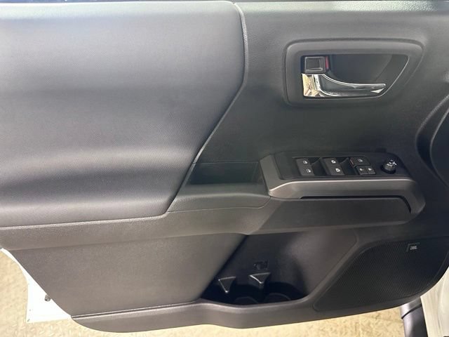 Used 2023 Toyota Tacoma TRD Pro AWD/4WD image 17