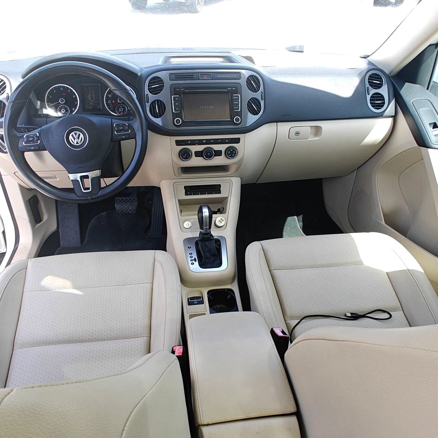 Used 2015 Volkswagen Tiguan SE FWD image 18