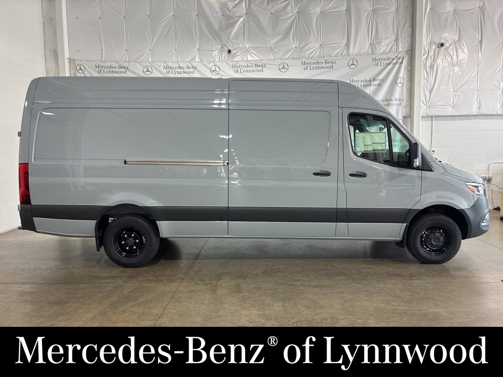 New 2026 Mercedes-Benz Sprinter 3500 image 3