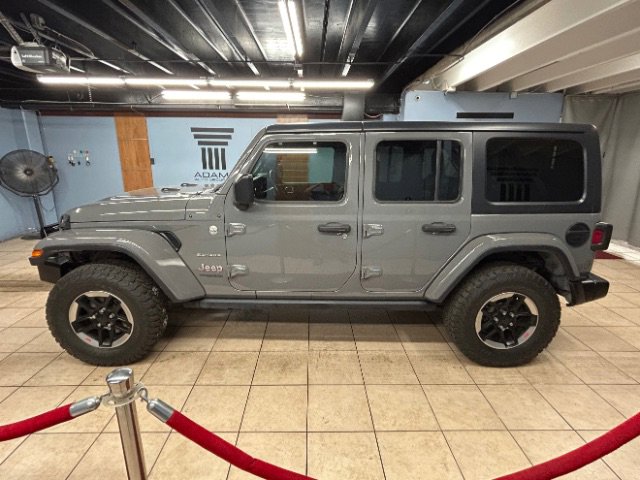 Used 2019 Jeep Wrangler Unlimited Sahara image 2