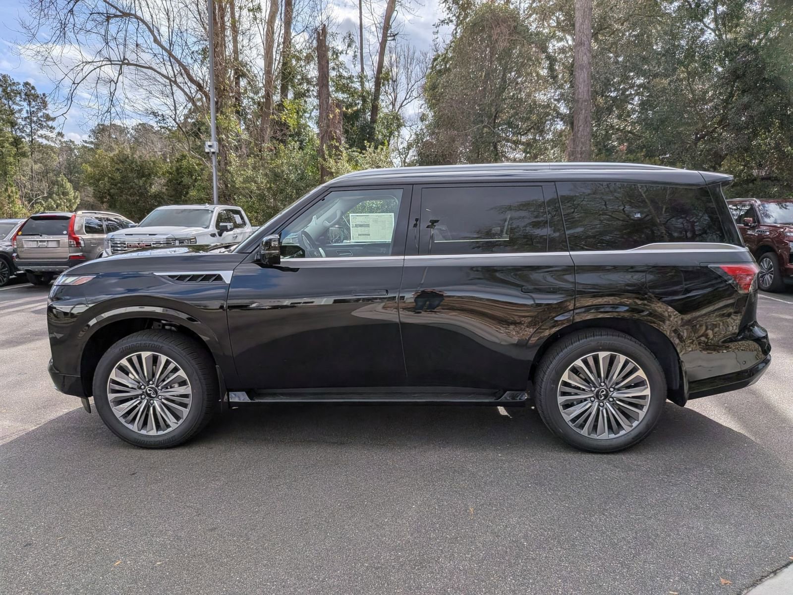 New 2026 INFINITI QX80 Luxe w/ Cargo Package image 6