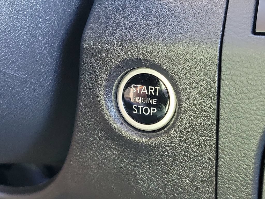 New 2025 Nissan Frontier SV RWD image 8