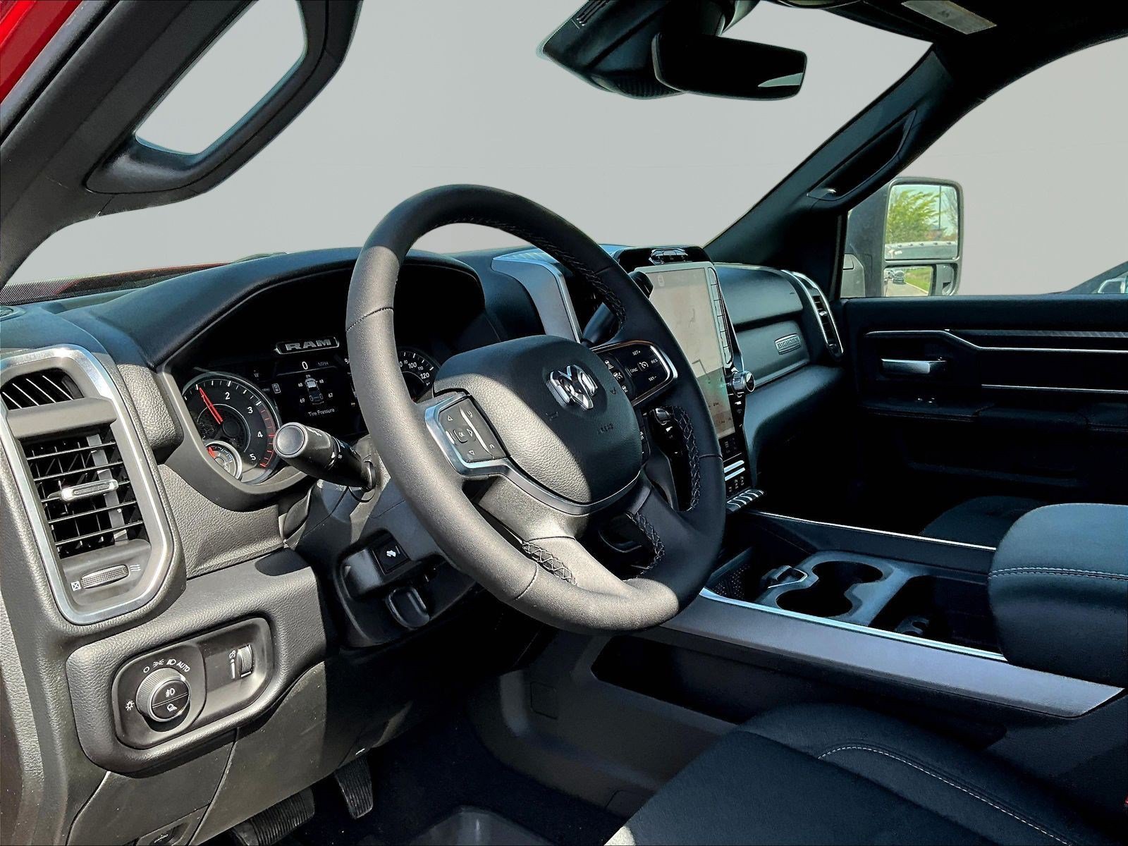 New 2026 RAM 2500 Big Horn AWD/4WD image 16