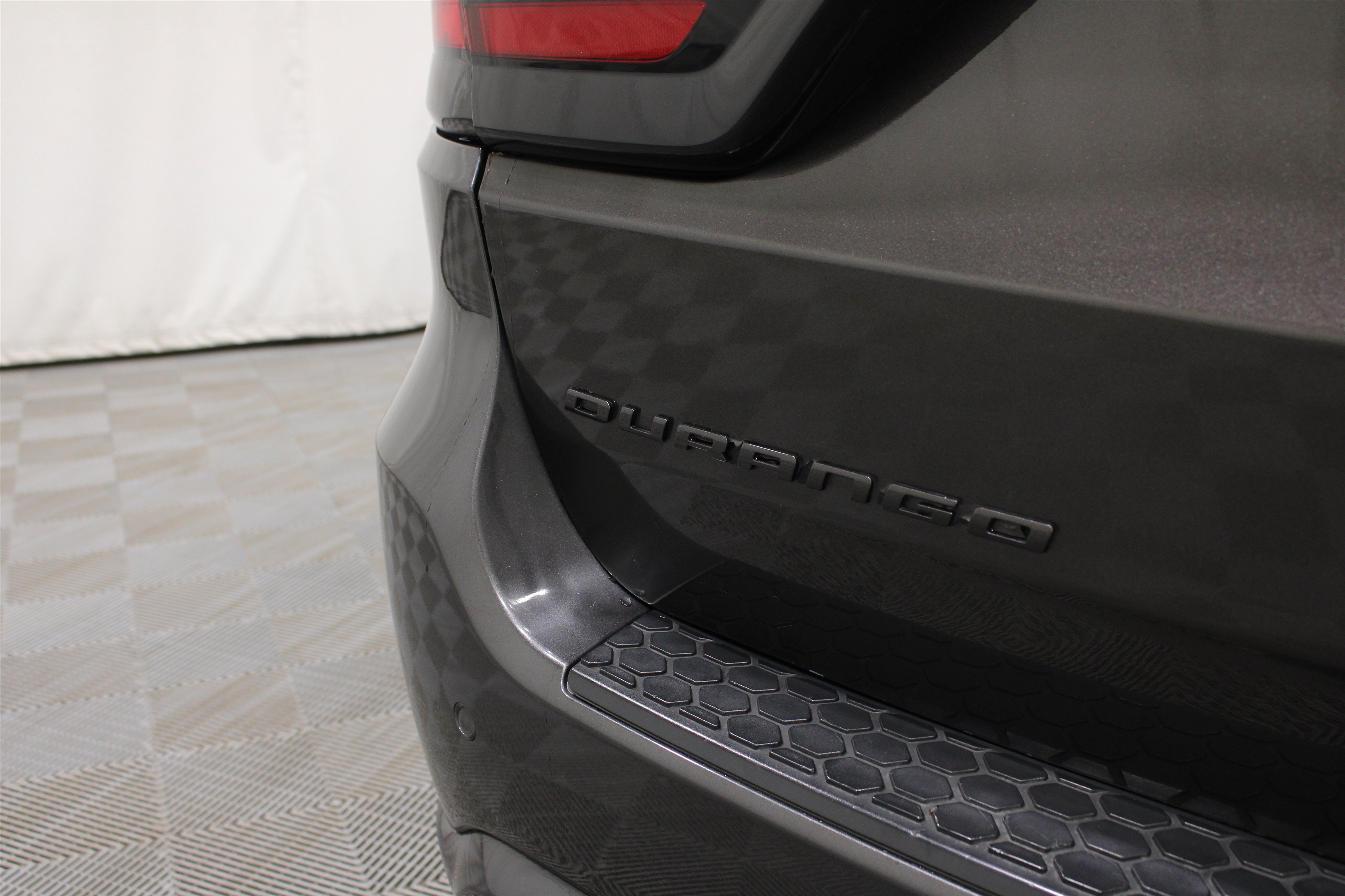 Used 2014 Dodge Durango R/T w/ Premium Nappa Leather Group RWD image 29