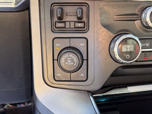 Used 2021 Ford F150 Lariat image 15