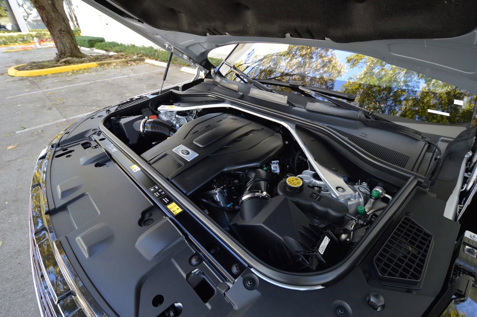 Used 2023 Land Rover Range Rover Autobiography AWD/4WD image 68