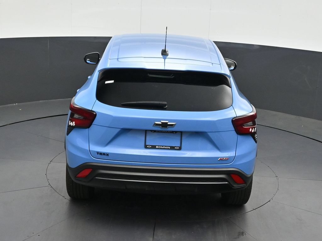 Used 2024 Chevrolet Trax RS FWD image 18