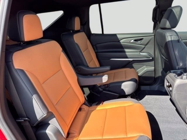 New 2027 Chevrolet Traverse Z71 w/ Driver Confidence Package AWD/4WD image 40
