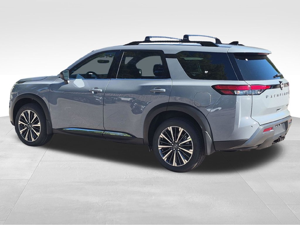 New 2026 Nissan Pathfinder Platinum AWD/4WD image 12