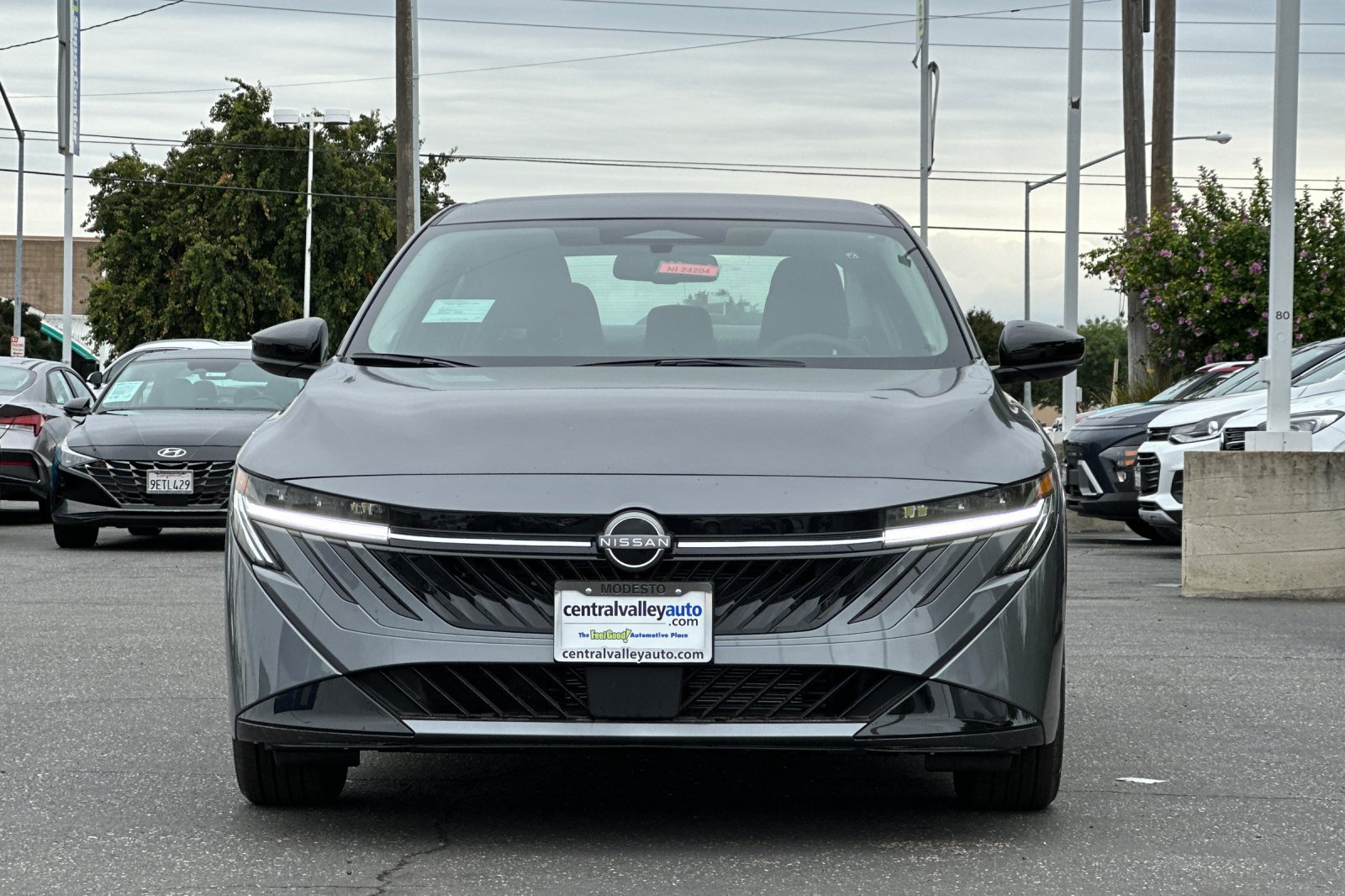 New 2026 Nissan Sentra SV w/ SV Convenience Package FWD image 9