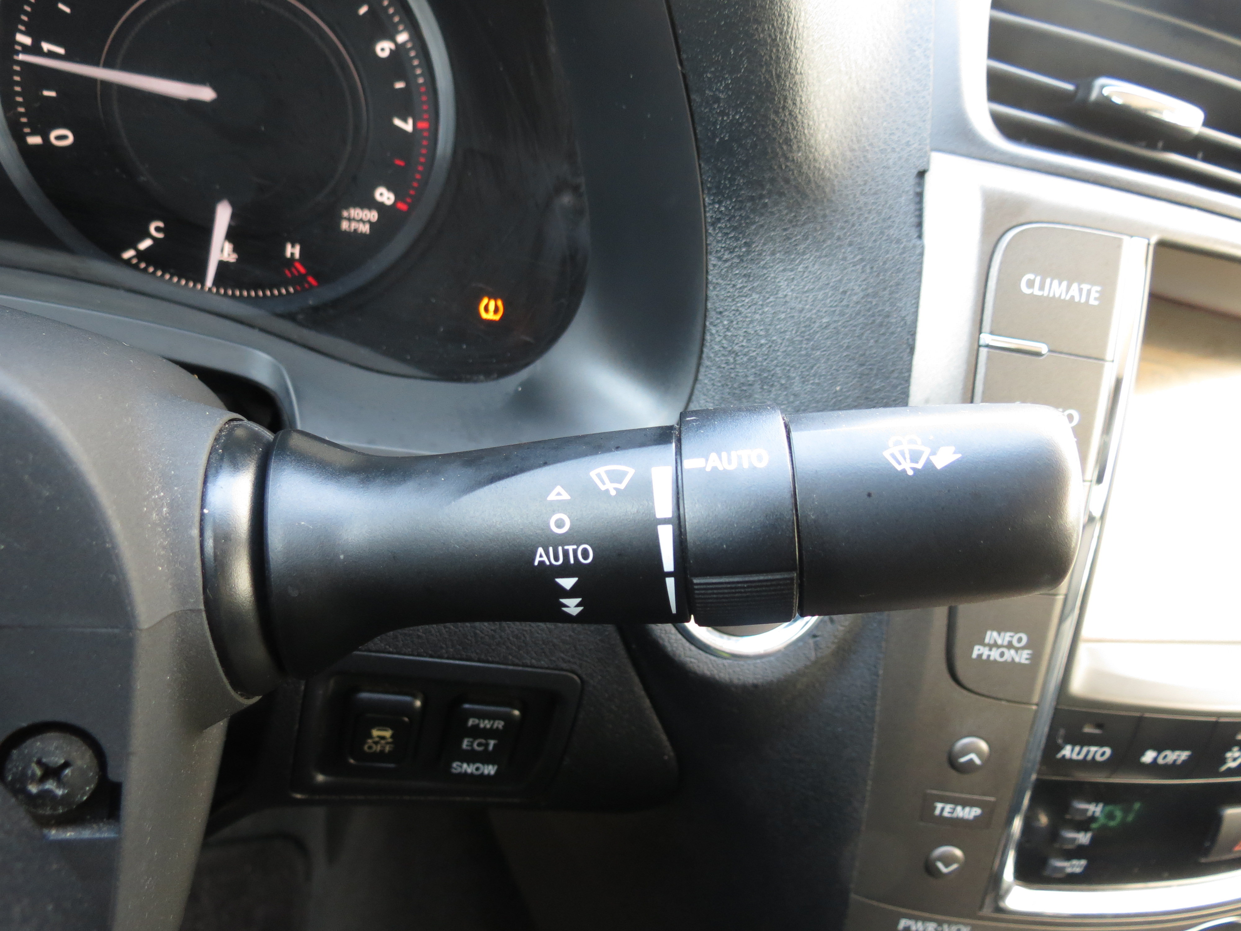 Used 2010 Lexus IS 250C RWD image 33