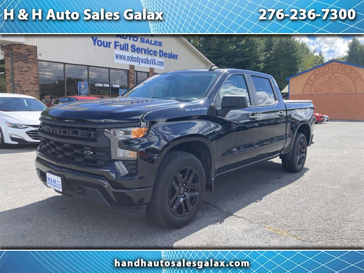 Used 2022 Chevrolet Silverado 1500 Custom image 1