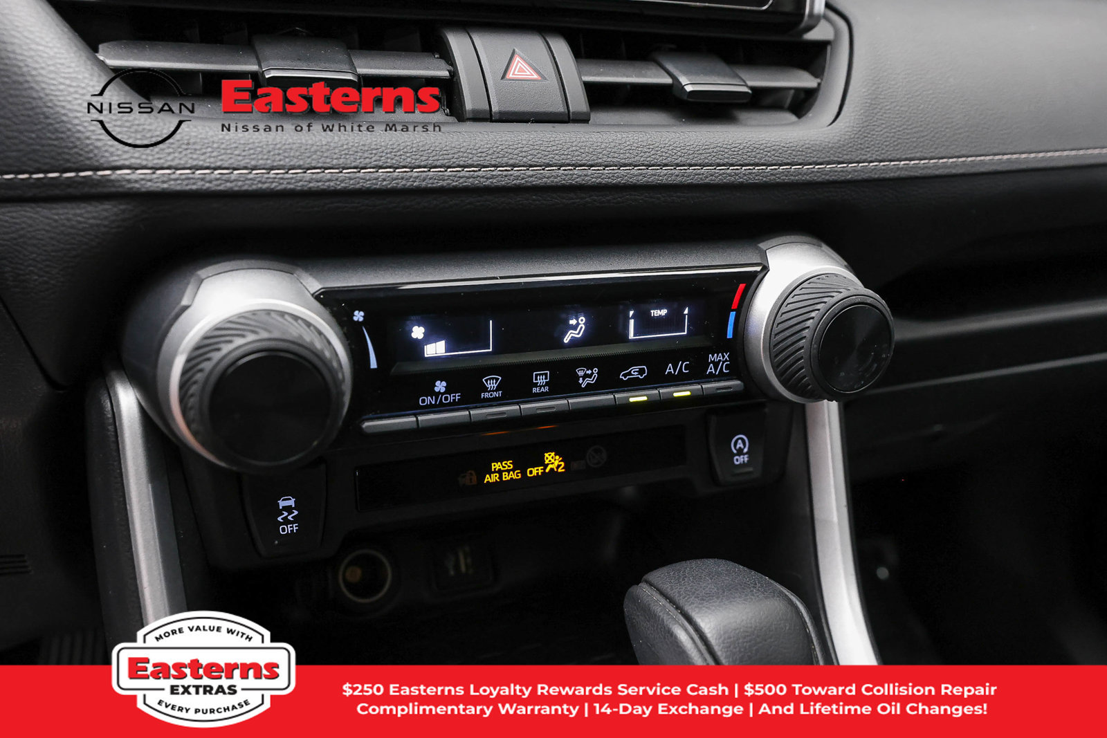 Used 2025 Toyota RAV4 LE AWD/4WD image 19