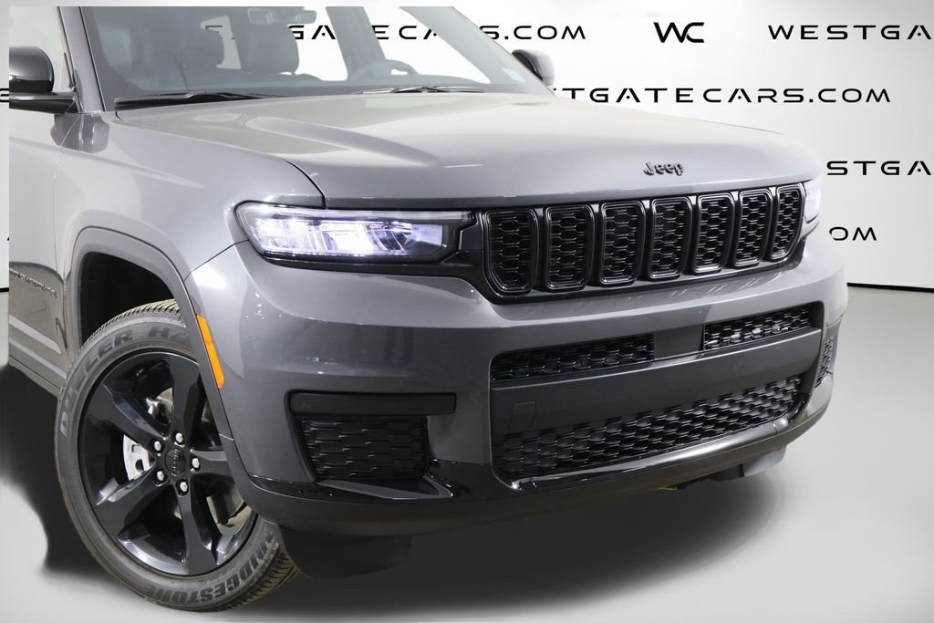 Used 2025 Jeep Grand Cherokee L Altitude image 51