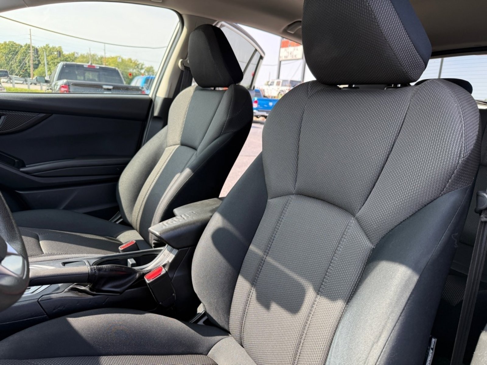 Used 2022 Subaru Crosstrek 2.0i image 16