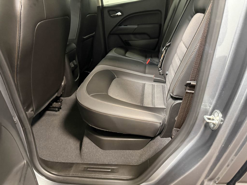 Used 2022 GMC Canyon AT4 image 50