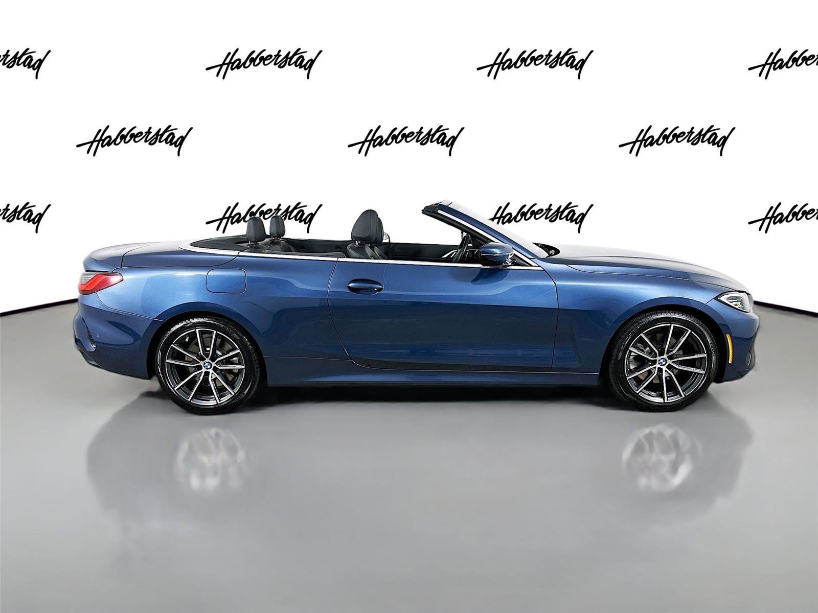Used 2023 BMW 430i xDrive Convertible w/ Premium Package image 4