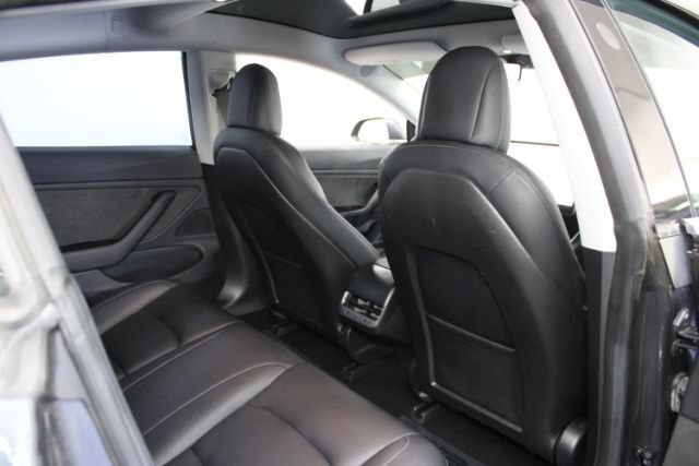 Used 2018 Tesla Model 3 Long Range AWD/4WD image 20