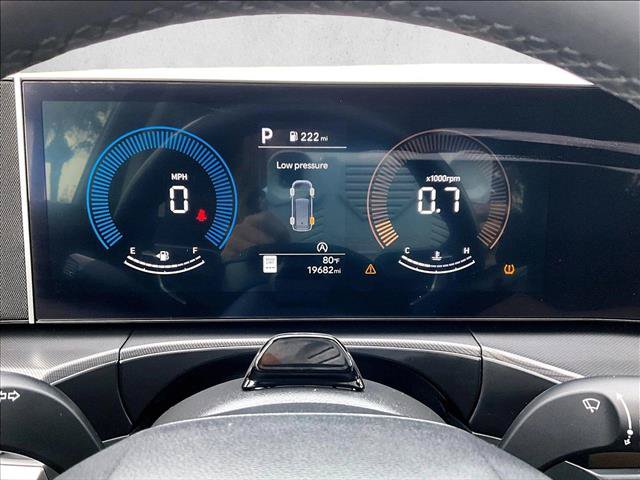 Used 2026 Hyundai Santa Fe SEL FWD image 20