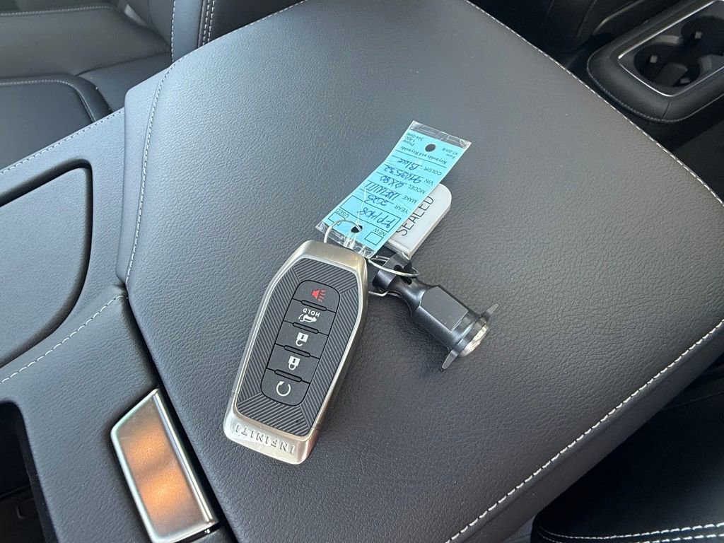 Used 2025 INFINITI QX80 Pure image 67