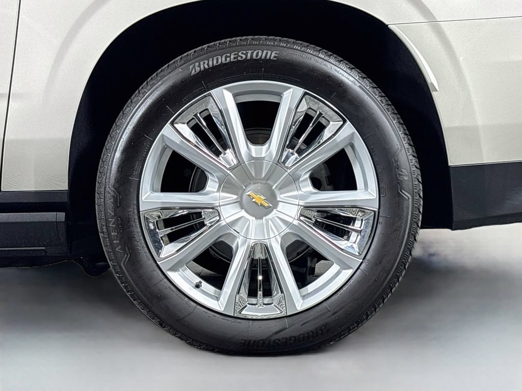 Certified 2024 Chevrolet Suburban High Country AWD/4WD image 38