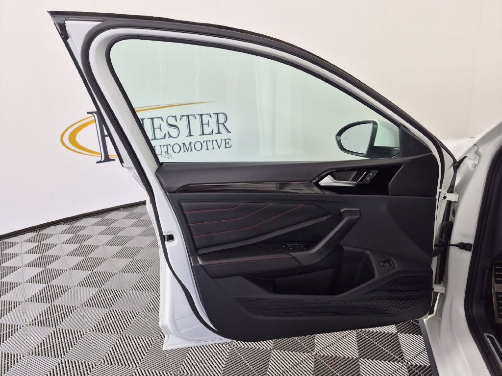 Used 2024 Volkswagen Jetta GLI Autobahn FWD image 13