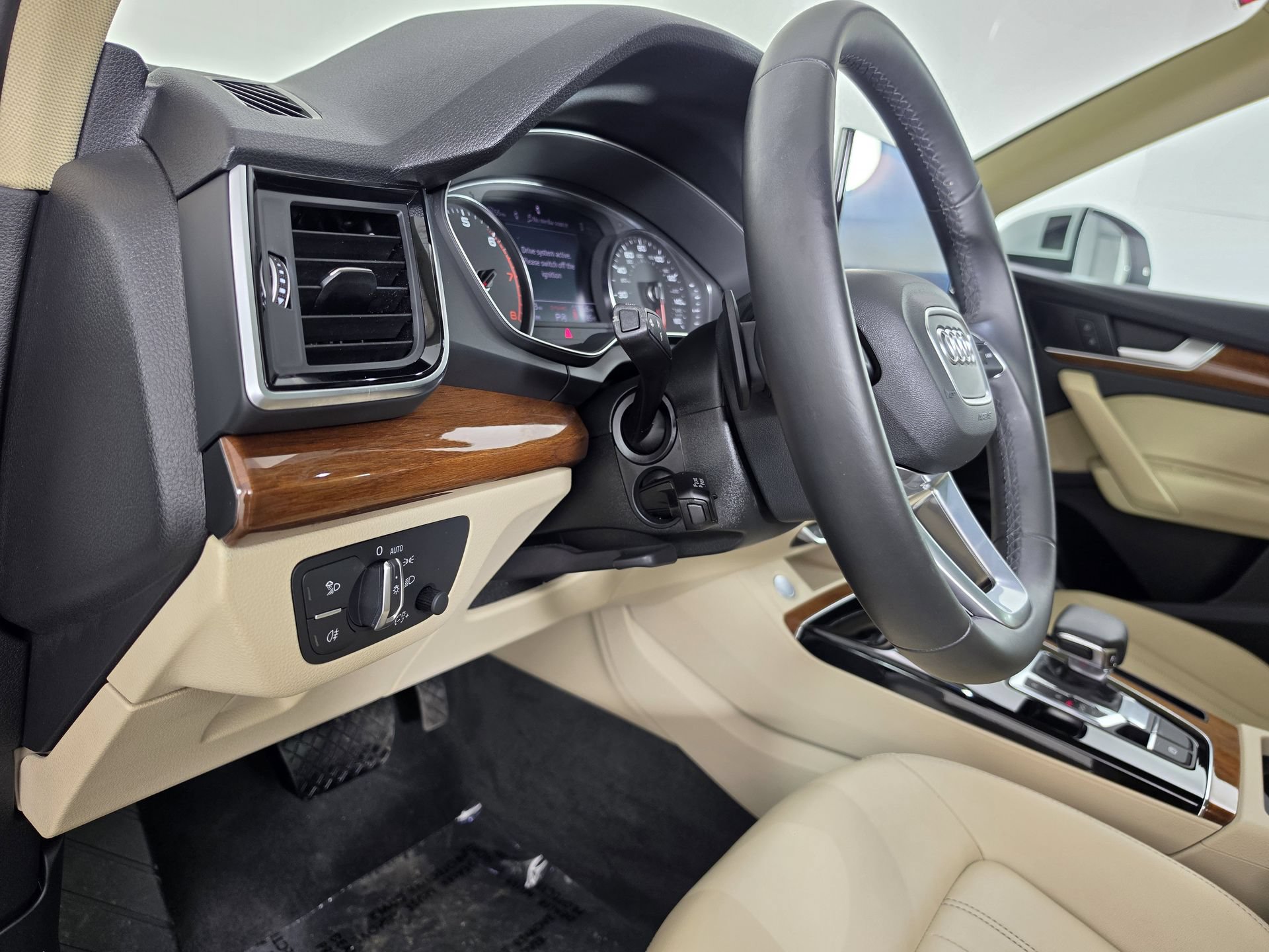 Certified 2023 Audi Q5 Premium Plus AWD/4WD image 19