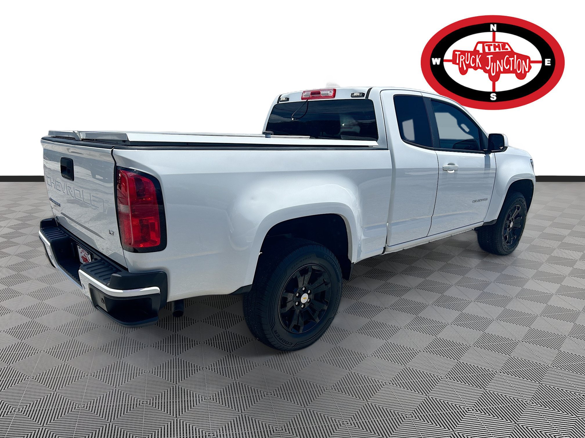 Used 2022 Chevrolet Colorado LT w/ Fleet Safety Package RWD image 7