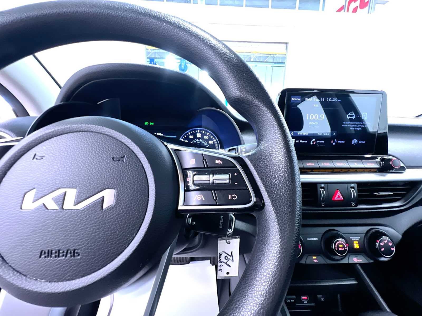 Used 2024 Kia Forte LXS w/ LXS Technology Package FWD image 21