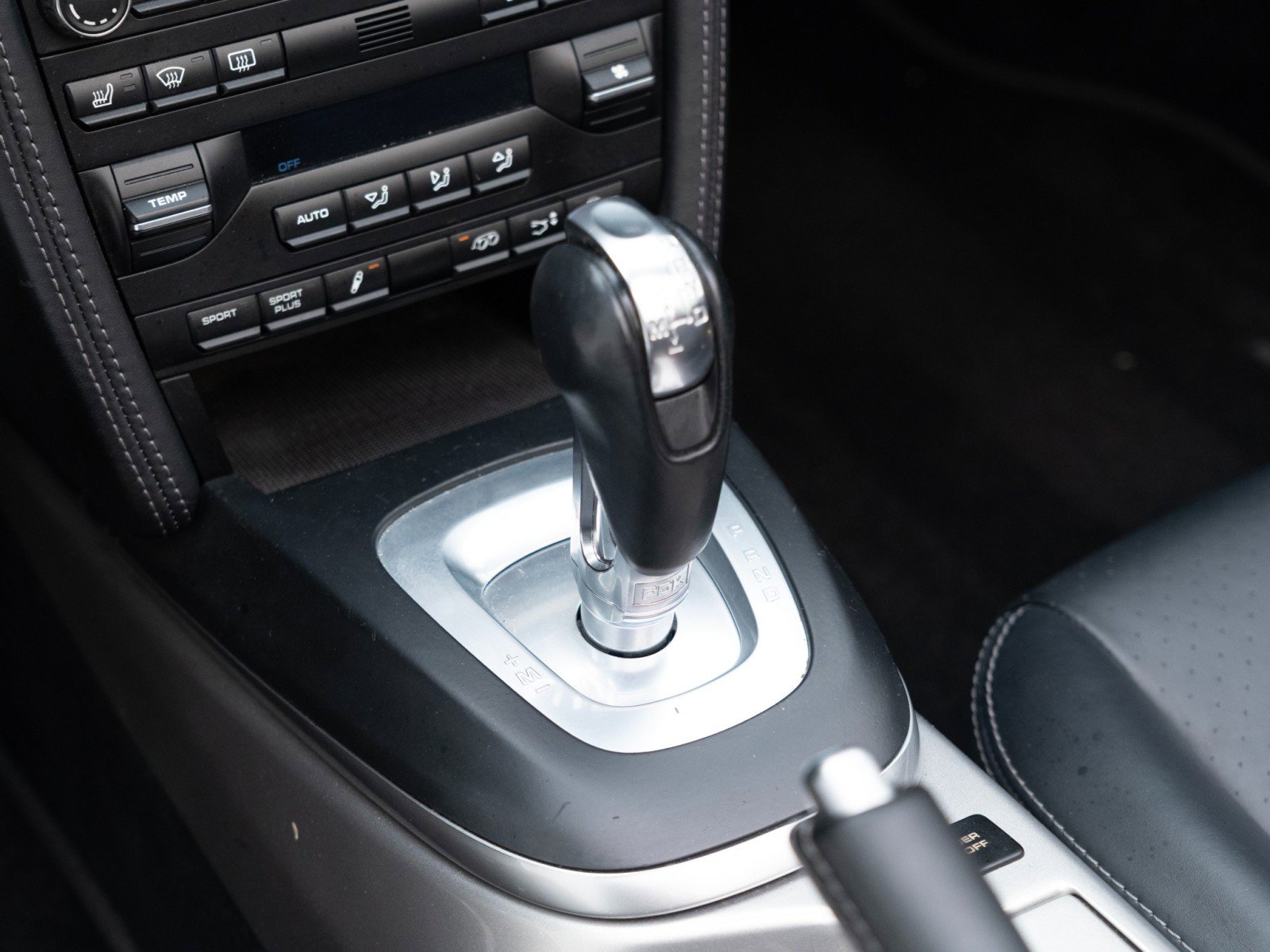 Used 2012 Porsche 911 Carrera 4 GTS image 30