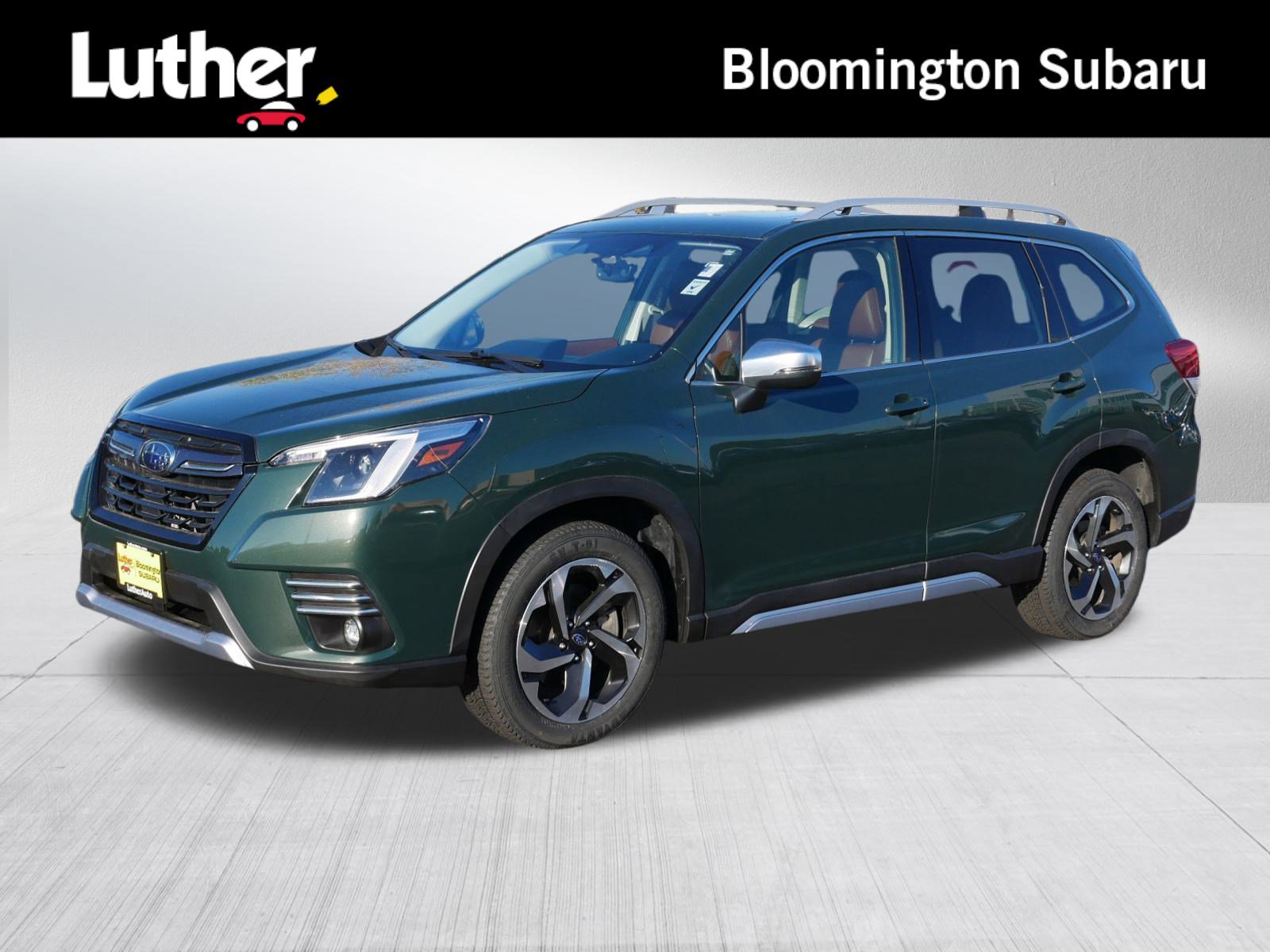 Used 2023 Subaru Forester Touring image 1
