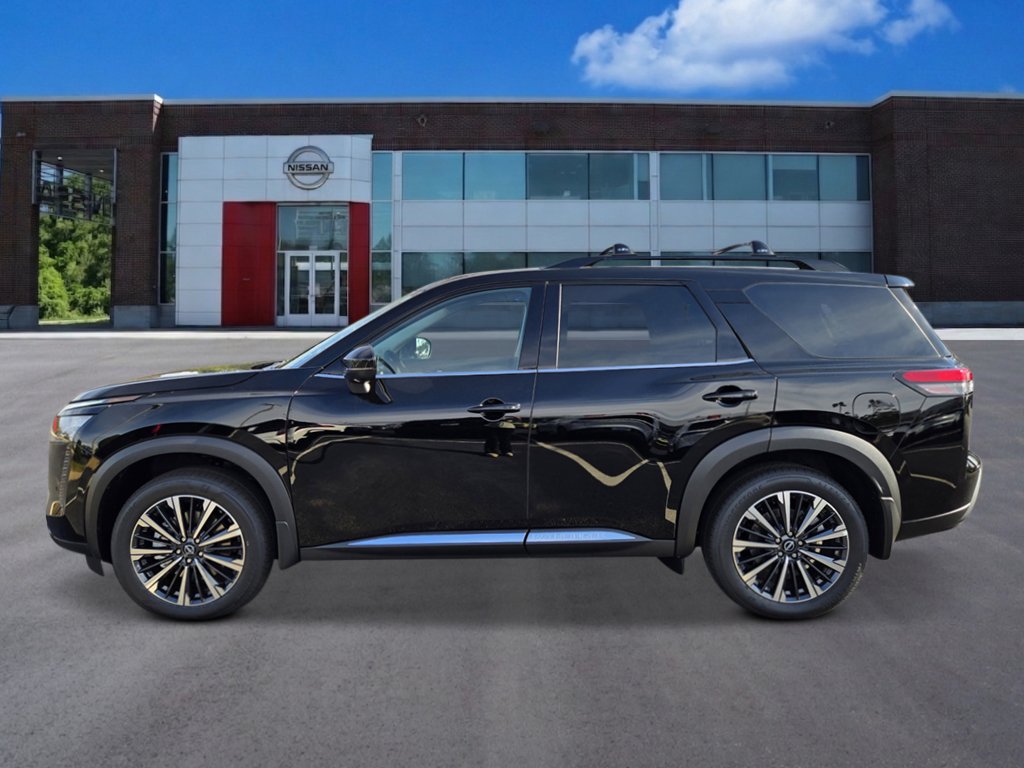 New 2026 Nissan Pathfinder Platinum FWD image 2