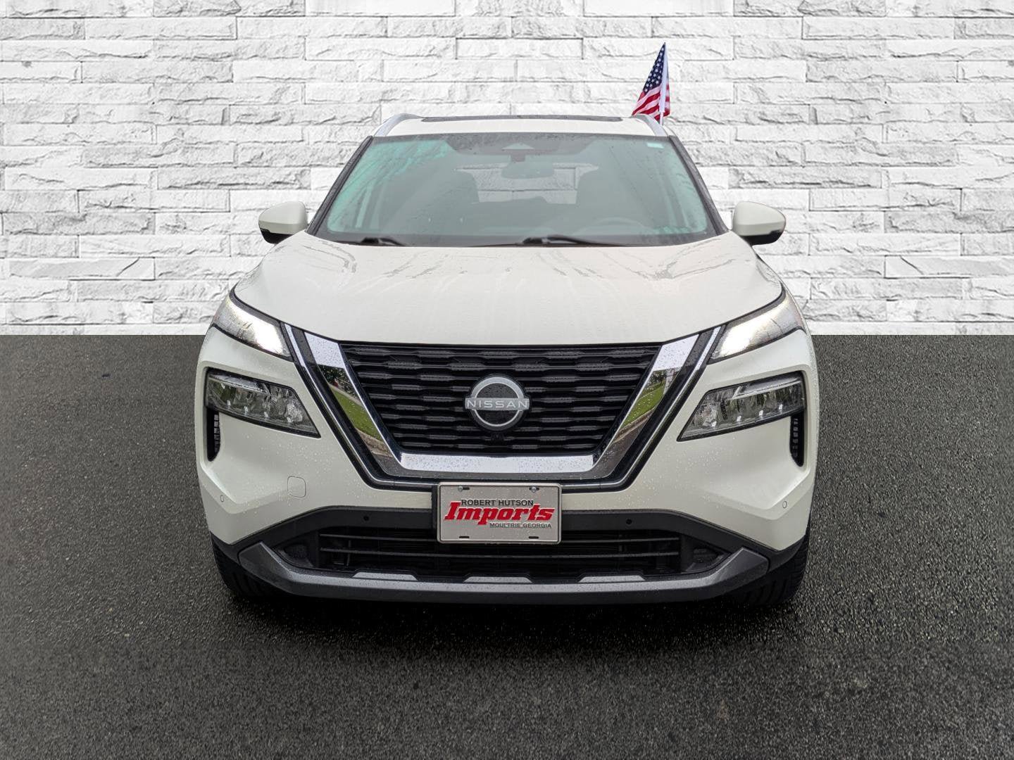 Used 2023 Nissan Rogue SL w/ SL Premium Package AWD/4WD image 3