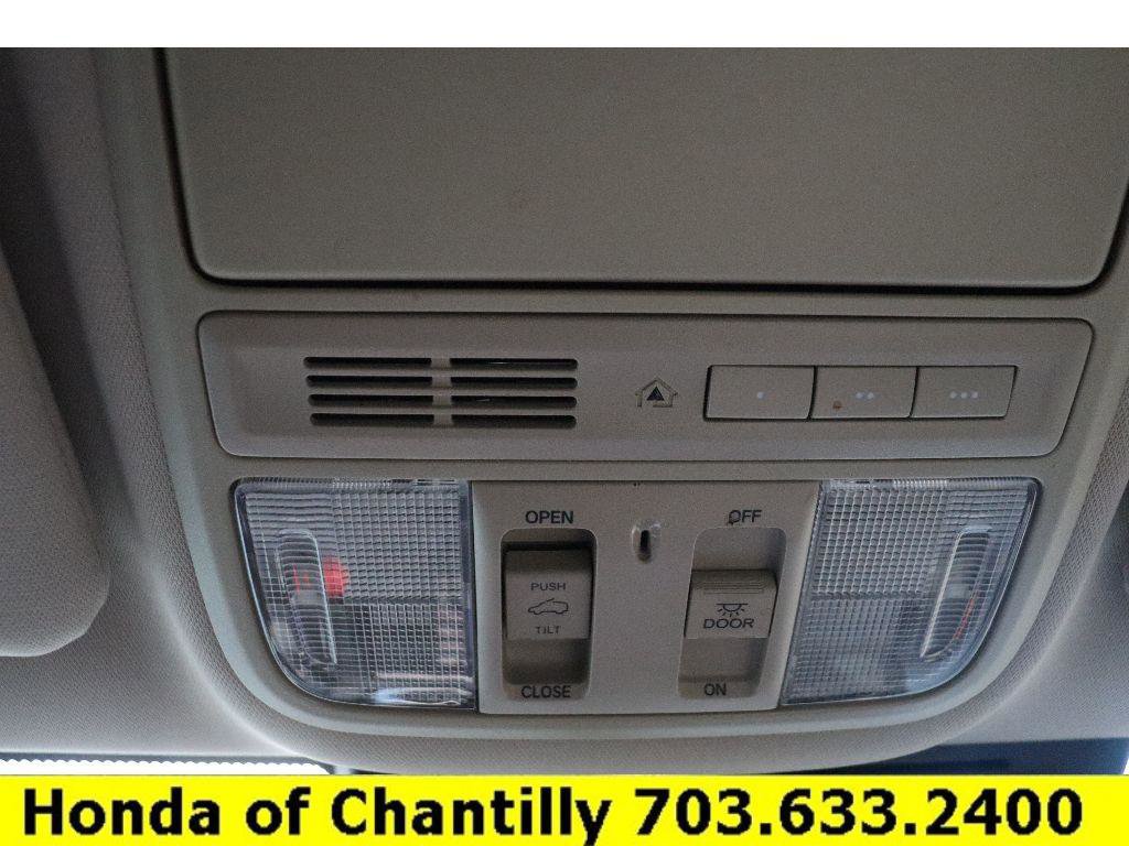 Certified 2018 Honda CR-V Touring image 16