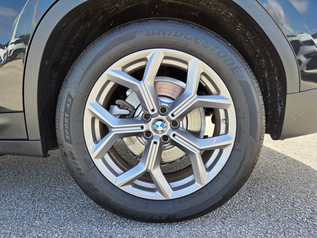Used 2022 BMW X3 xDrive30i w/ Convenience Package AWD/4WD image 16