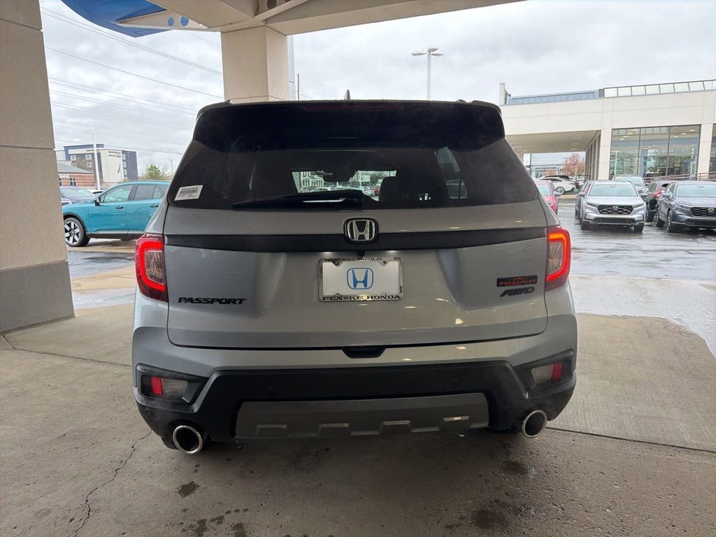 Certified 2023 Honda Passport TrailSport image 4