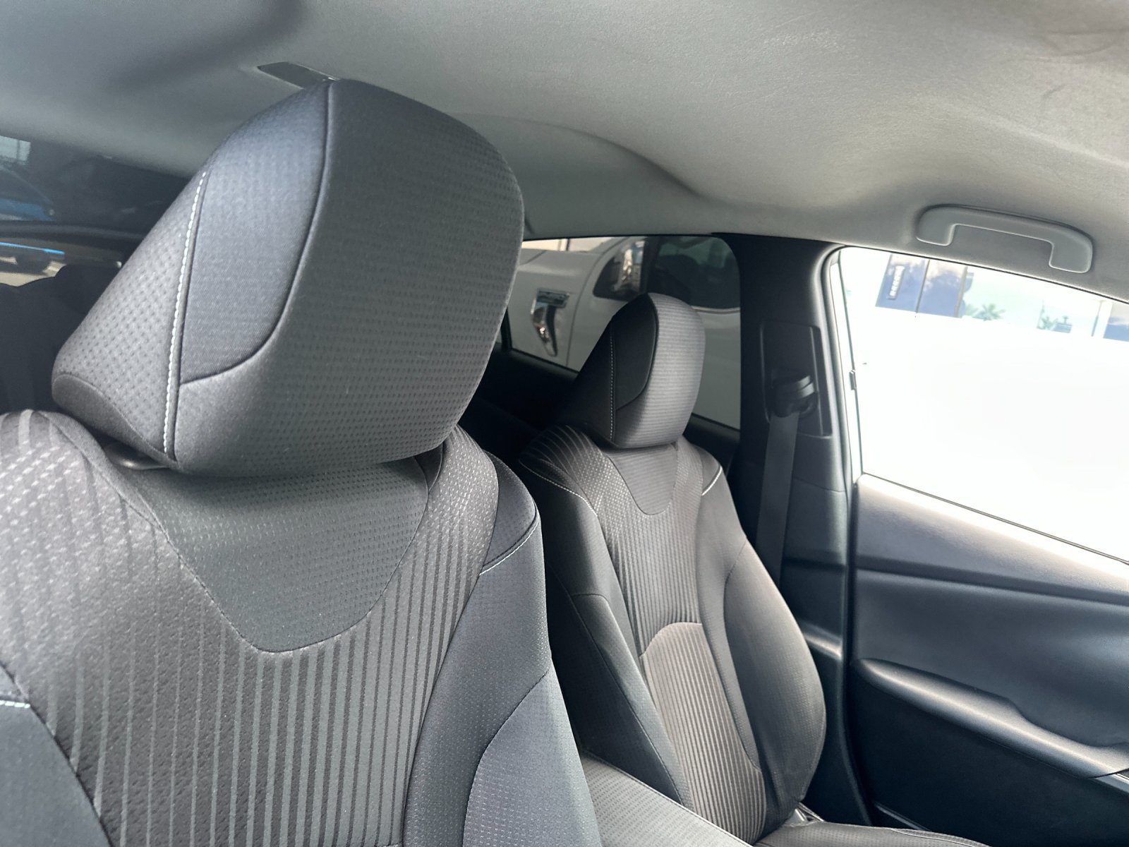 Used 2022 Toyota Prius Prime LE FWD image 17