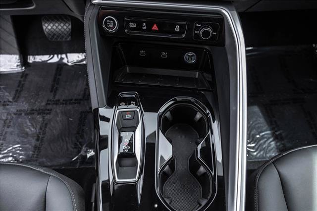 Certified 2025 Audi Q5 Premium w/ Convenience Package AWD/4WD image 20