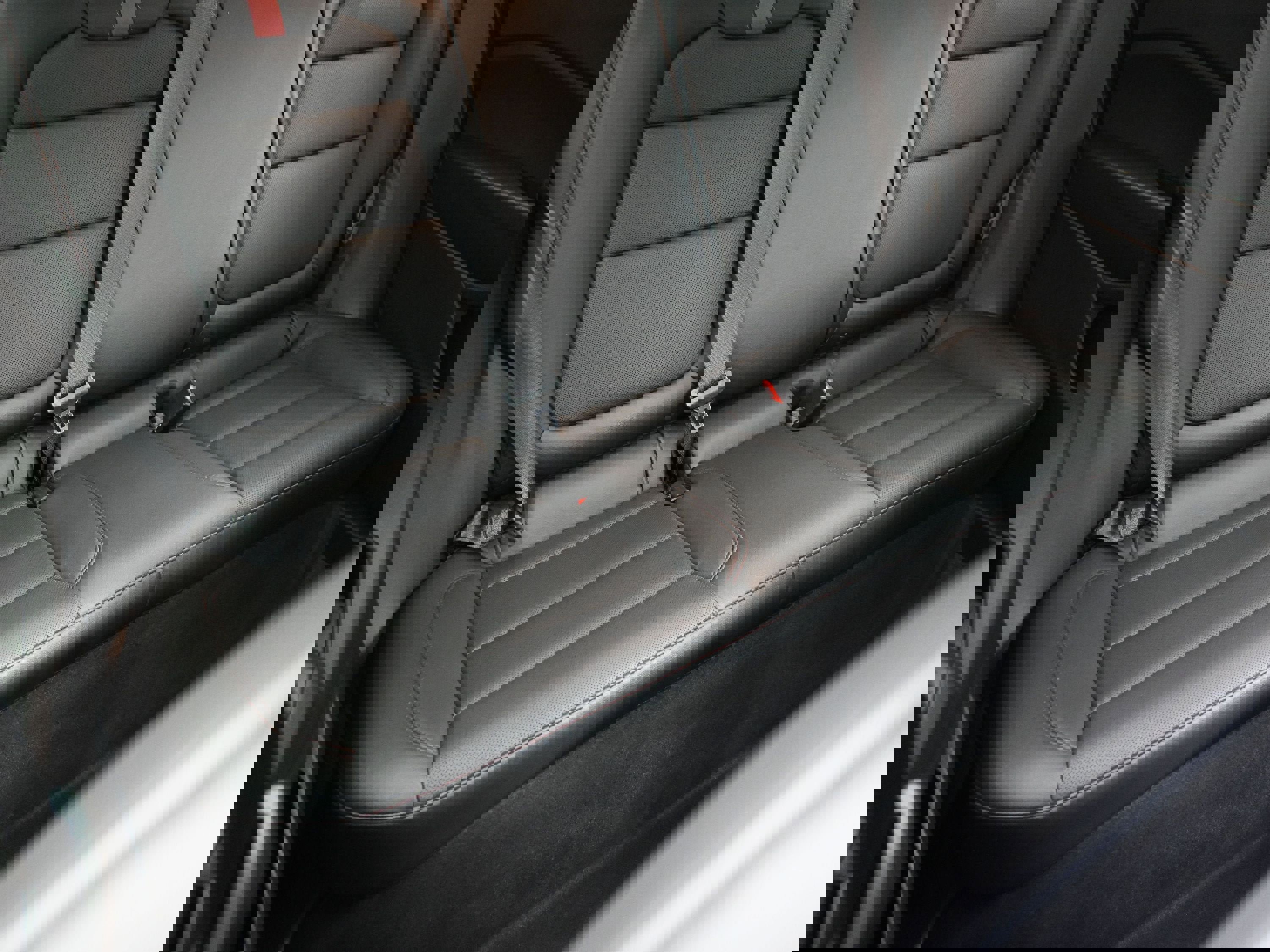 Certified 2025 Chevrolet Trax RS w/ Driver Confidence Package image 28