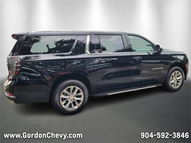 New 2025 Chevrolet Suburban Premier image 7