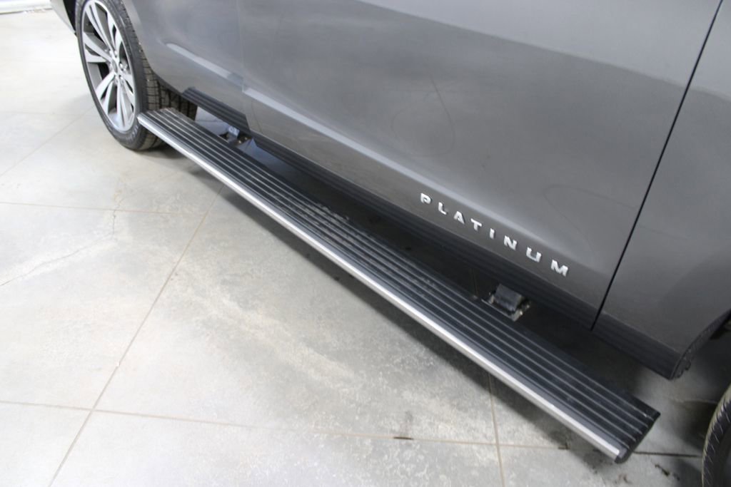 Used 2021 Ford Expedition Platinum image 13