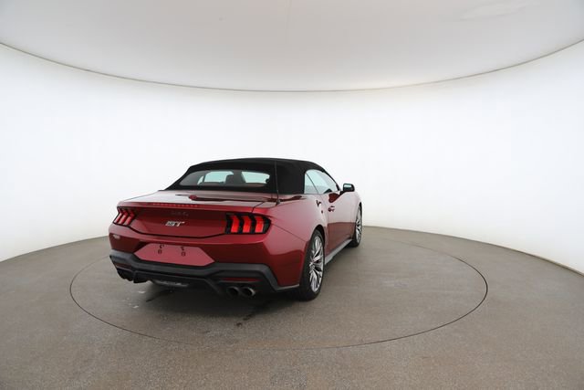 Used 2025 Ford Mustang GT Premium image 17