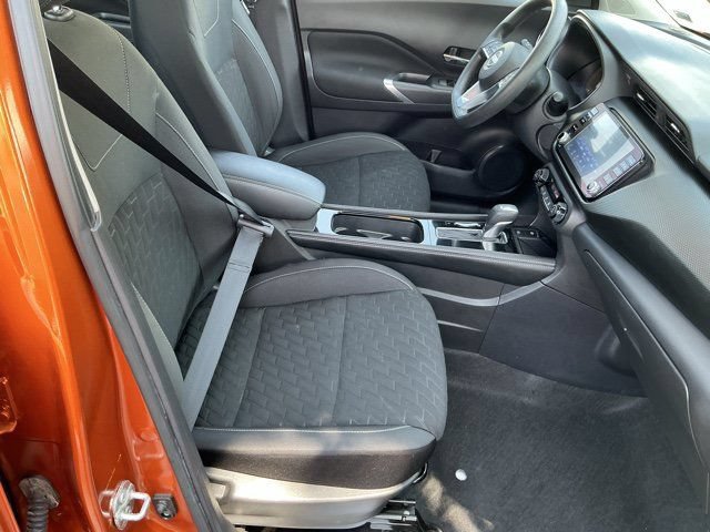 Used 2022 Nissan Kicks SV w/ Interior Electronics Package FWD image 20