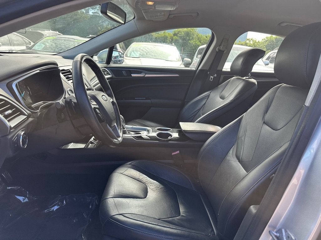 Used 2014 Ford Fusion Titanium FWD image 10