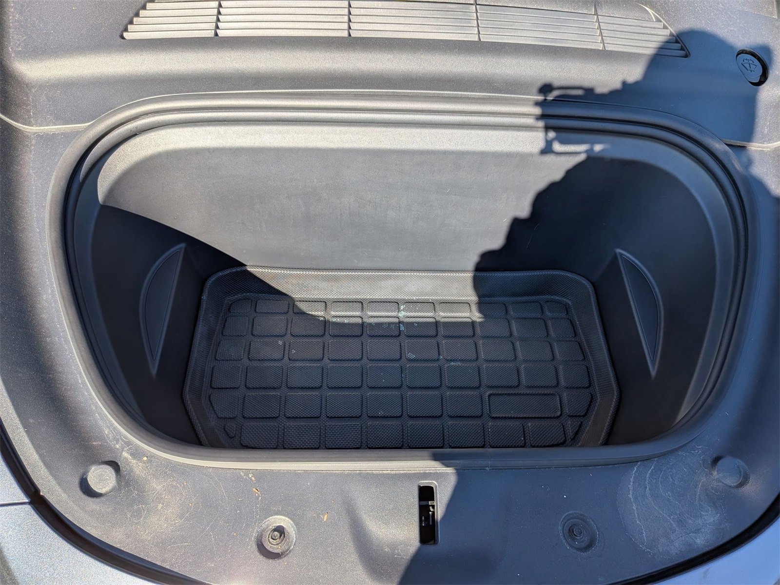 Used 2022 Tesla Model Y Performance image 40