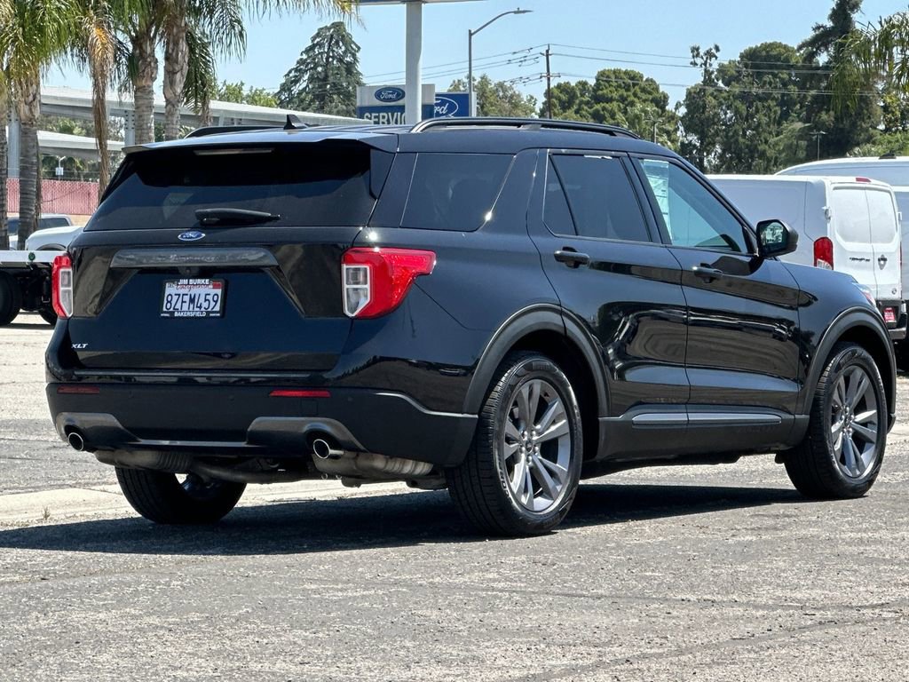 Certified 2021 Ford Explorer XLT w/ Equipment Group 202A RWD image 3